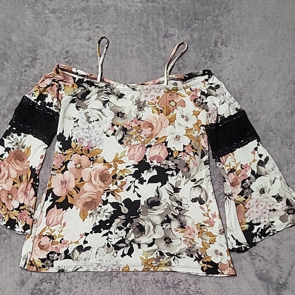 Floral Off-Shoulder Women's Top 3/4 sleeves sz M